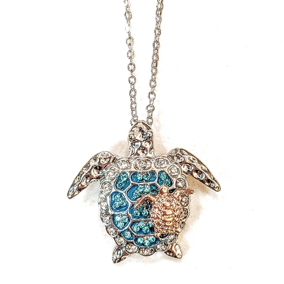 14k SAVE OCEANS Gold 2 Tone Sea Turtle Minimalist Necklace in Gold & White Gold - Picture 4 of 5